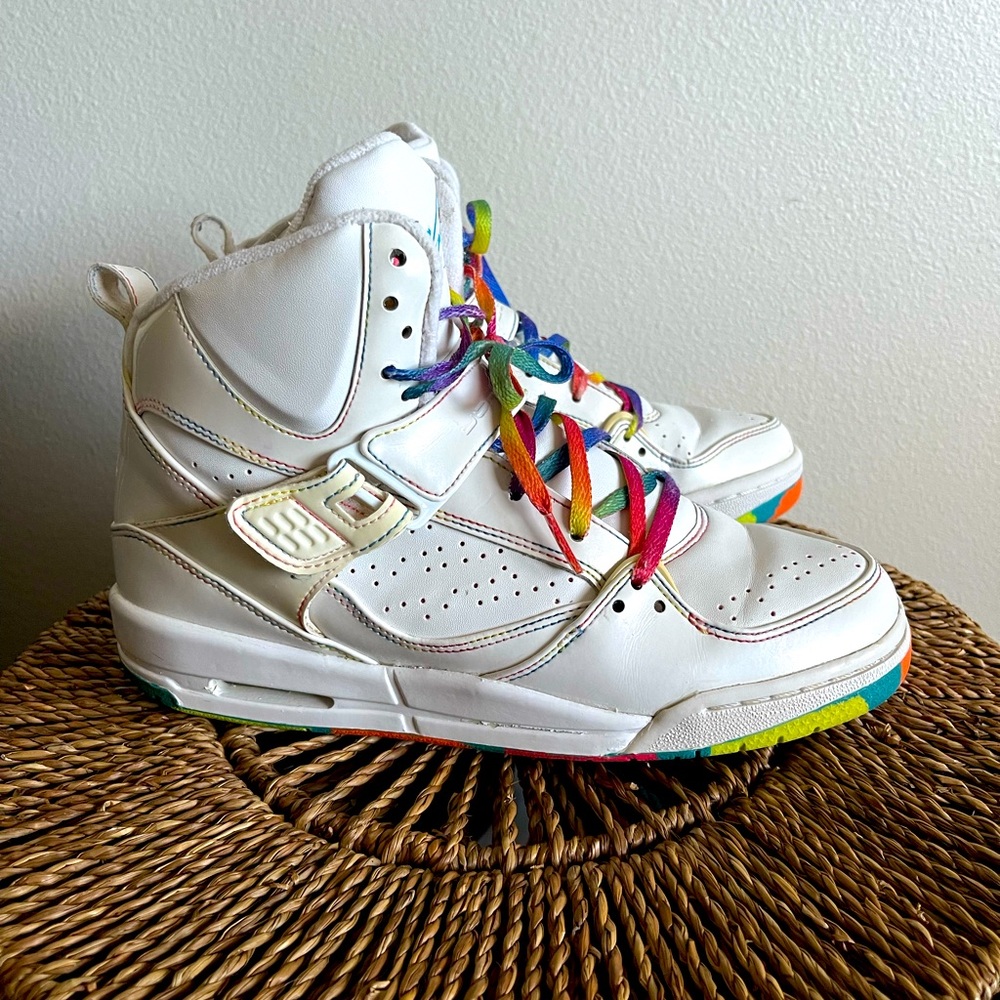 Jordan flight Youth Rainbow high top sneakers Size 7Y.